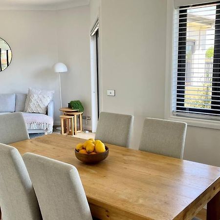 Sunny Delight In Clive Villa Luaran gambar